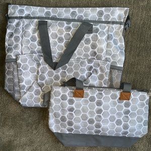 ✨NEW✨ Thirty-One Totes